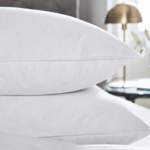 duck_feather-and-down_firm_pillow_cameo_4_2